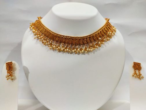 Viyona™ Small Gold Plated Pearl Designer Necklace for Women with Earrings